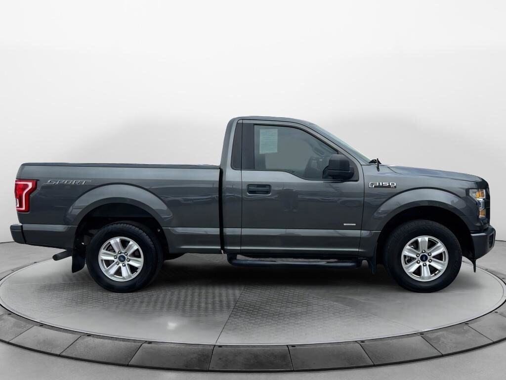 2017 Ford F-150 XL photo 2