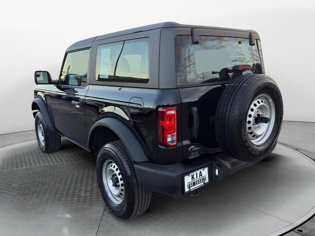 2025 Ford Bronco Base photo 3