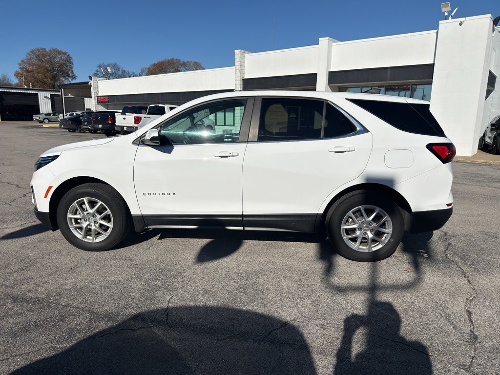2023 Chevrolet Equinox LT - Photo 10