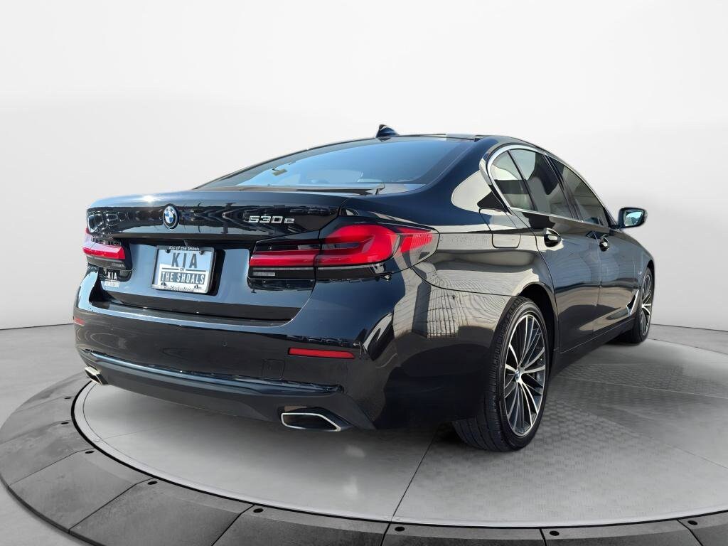 2023 Bmw 530e 5-Series photo 3