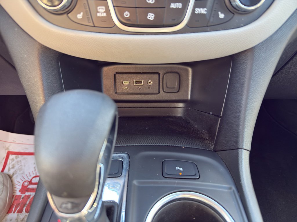 2023 Chevrolet Equinox LT - Photo 19