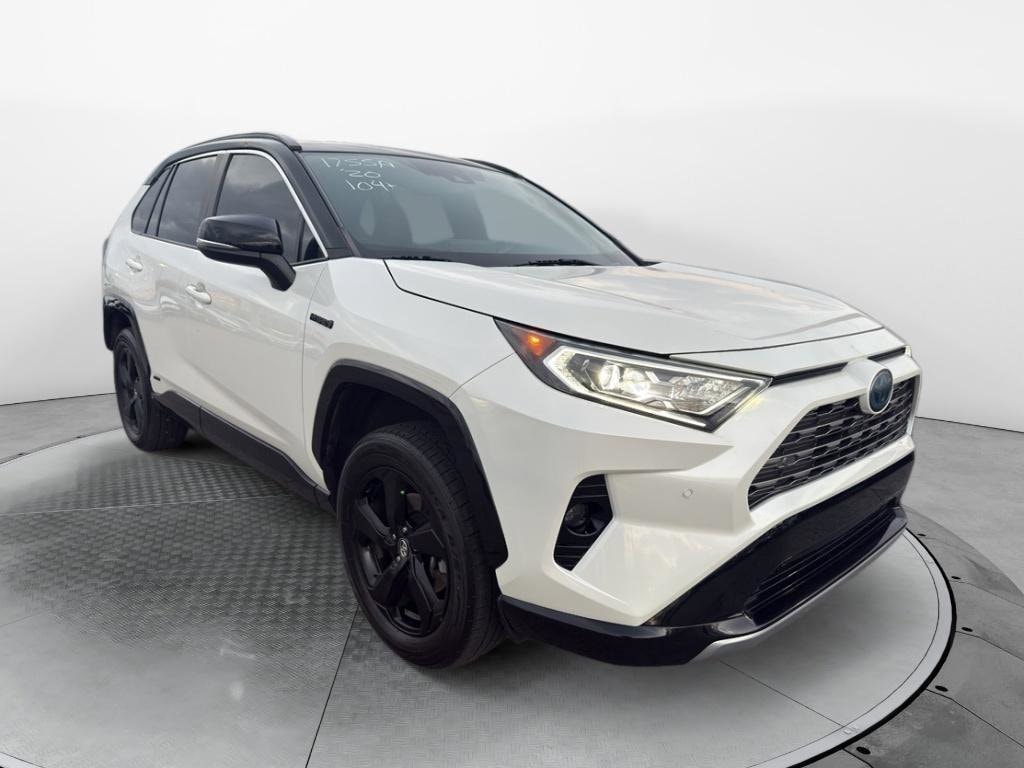 2020 Toyota RAV4 Hybrid XSE AWD's photo