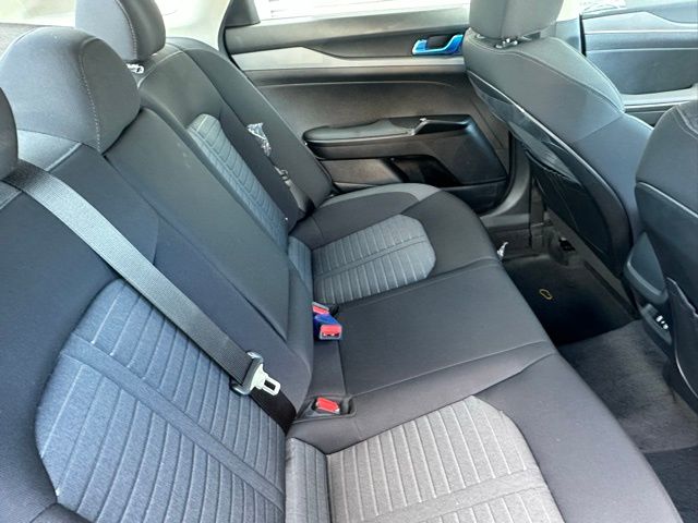 2026 Kia K5 LXS - Photo 40