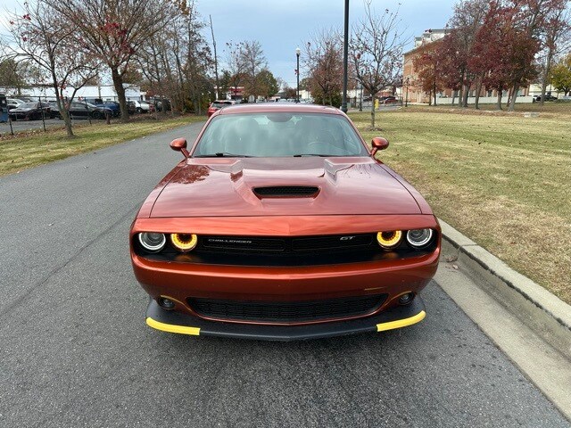 2022 Dodge Challenger GT photo 4