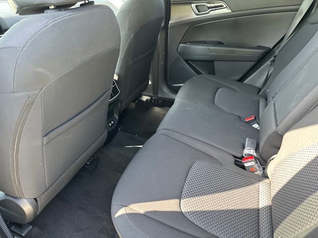 2026 Kia Sportage LX - Photo 15