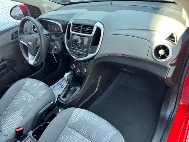 2019 Chevrolet Sonic LS photo 30