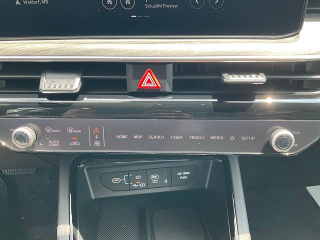 2025 Kia K5 EX - Photo 28