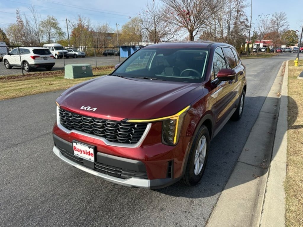 Certified 2024 Kia Sorento LX SUV