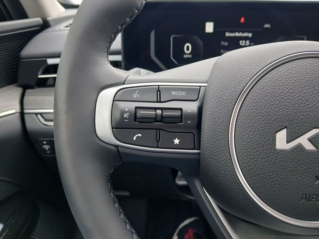 2026 Kia K5 EX - Photo 35