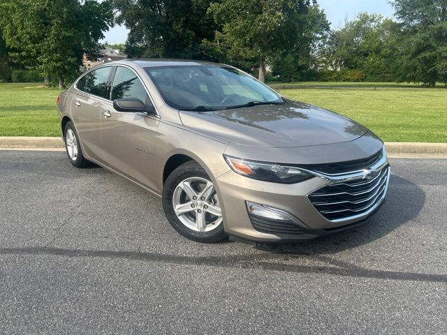 Used 2022 Chevrolet Malibu 1LS with VIN 1G1ZB5ST3NF188404 for sale in Waldorf, MD