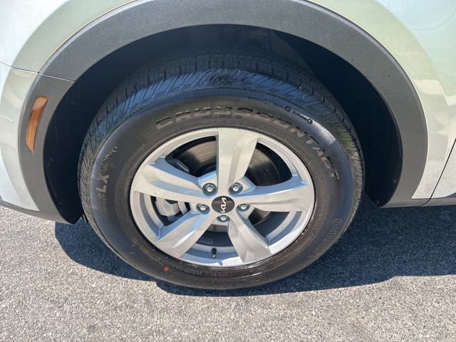 2026 Kia Sorento LX - Photo 31