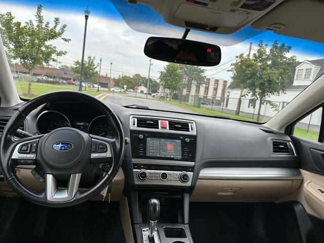 2016 Subaru Outback 2.5i Premium photo 3
