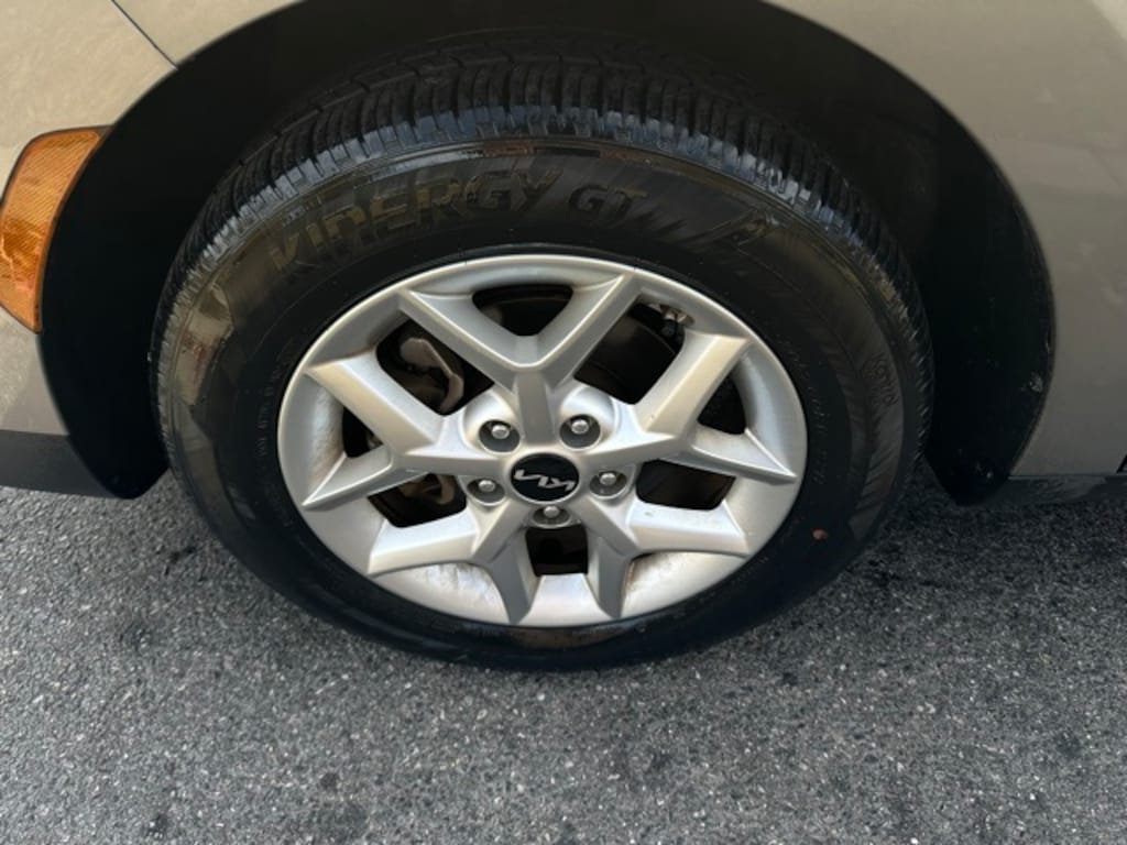 Used 2023 Kia Soul LX Hatchback