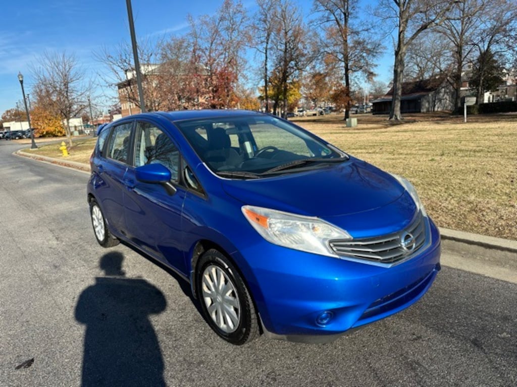 Used 2015 Nissan Versa Note SV Hatchback