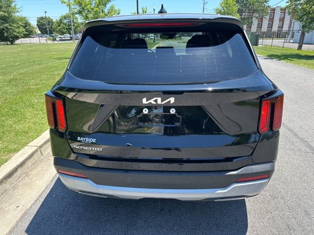 2026 Kia Sorento LX - Photo 18