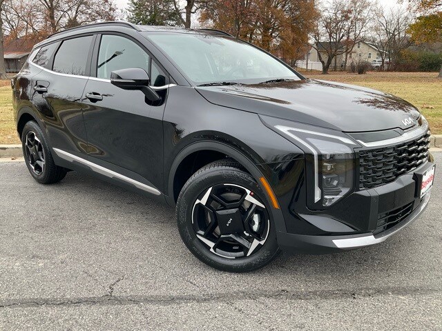 2026 Kia Sportage EX photo 2