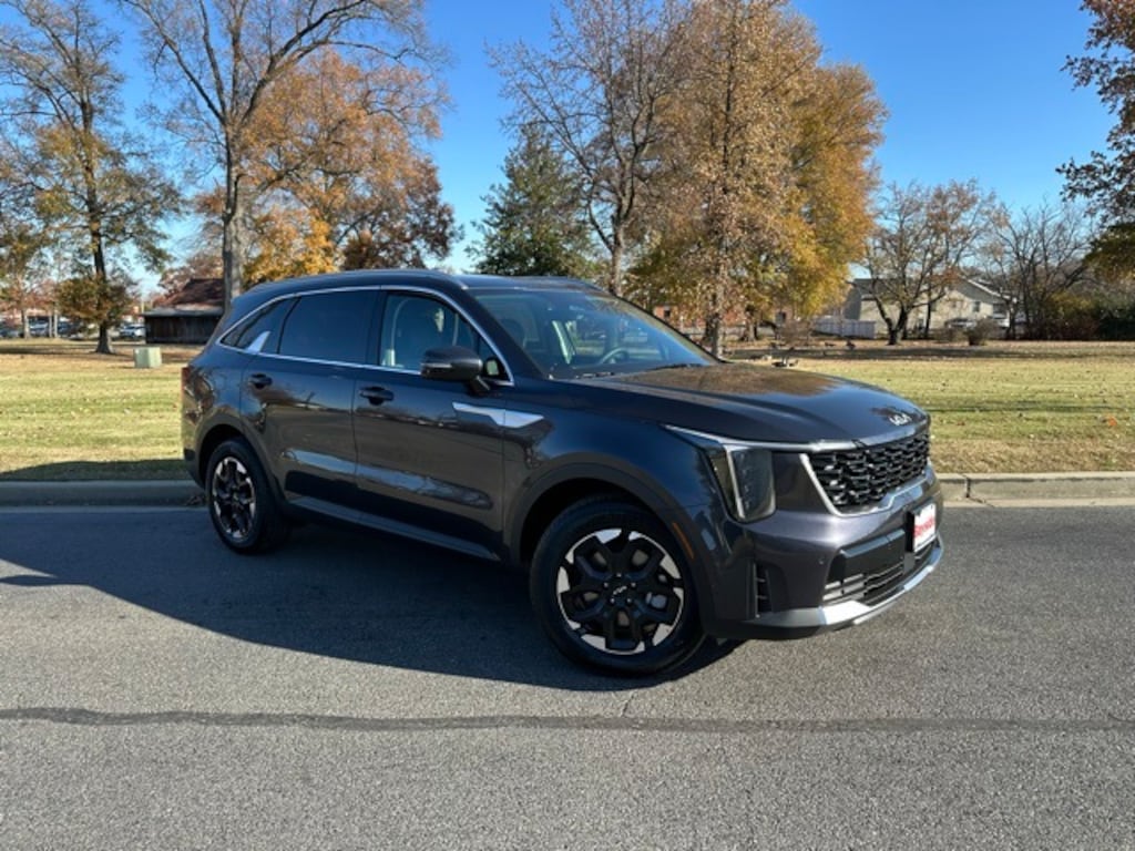 New 2026 Kia Sorento S SUV