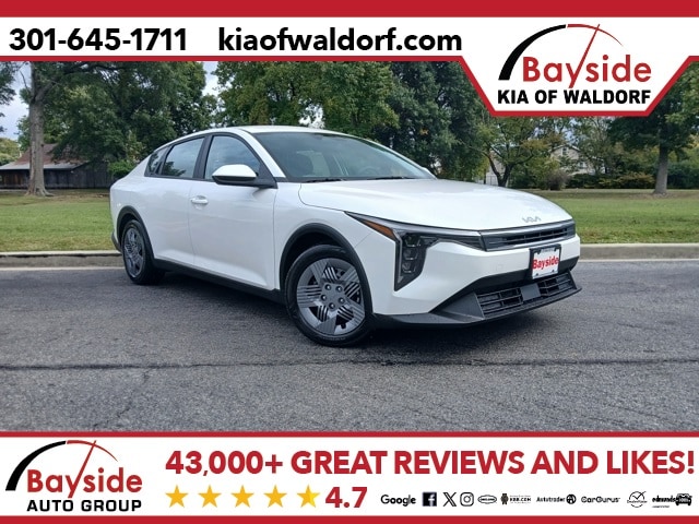 2025 Kia K4 LX's photo