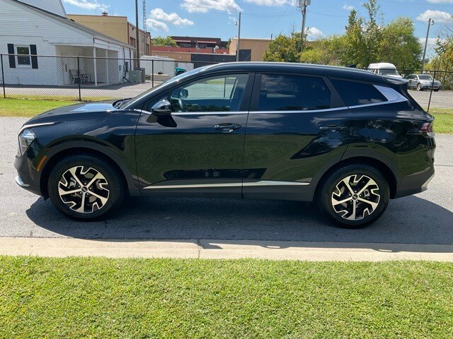 2023 Kia Sportage Hybrid EX photo 3