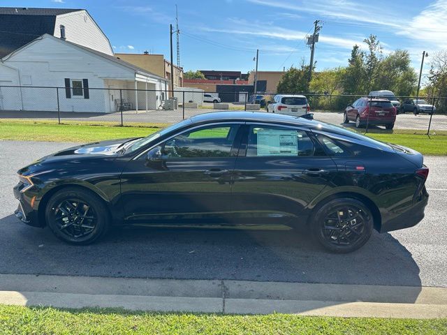 2026 Kia K5 LXS - Photo 6