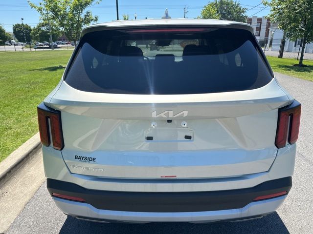 2026 Kia Sorento LX - Photo 18