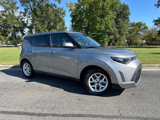 Certified 2025 Kia Soul LX with VIN KNDJ23AU1S7941565 for sale in Waldorf, MD