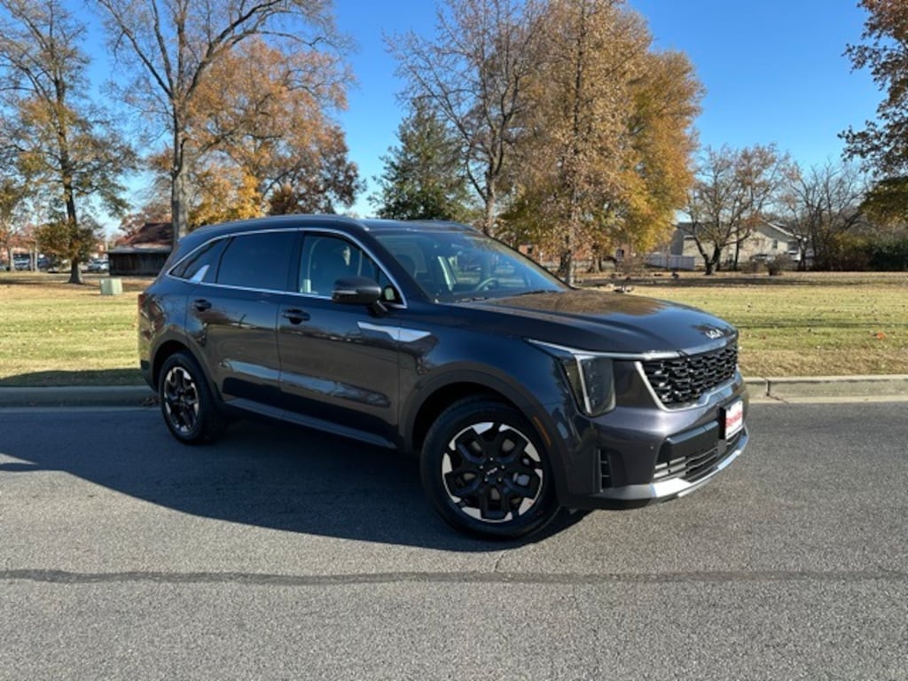 New 2026 Kia Sorento S SUV
