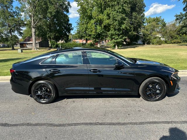 2026 Kia K5 LXS - Photo 7