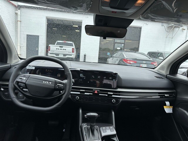 2026 Kia Sportage LX photo 3