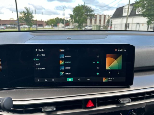 2026 Kia Sorento LX - Photo 11