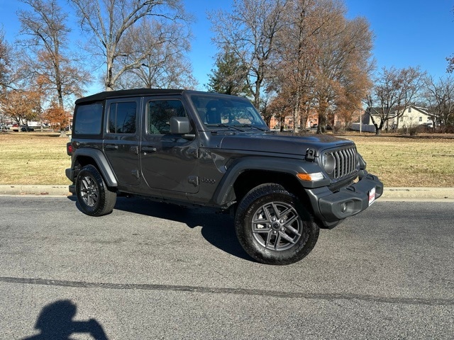 2024 Jeep Wrangler 4-Door Sport S's photo