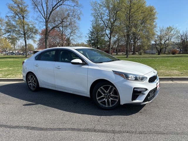Used 2021 Kia Forte EX with VIN 3KPF54AD3ME323802 for sale in Waldorf, MD