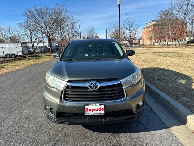 2016 Toyota Highlander XLE photo 3