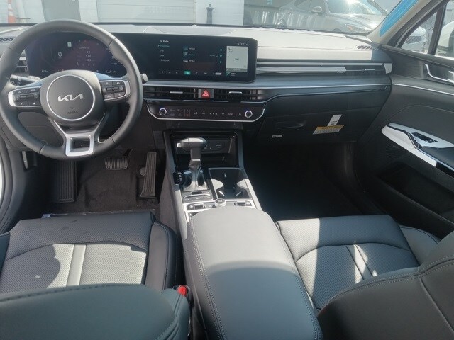2025 Kia K5 EX photo 3