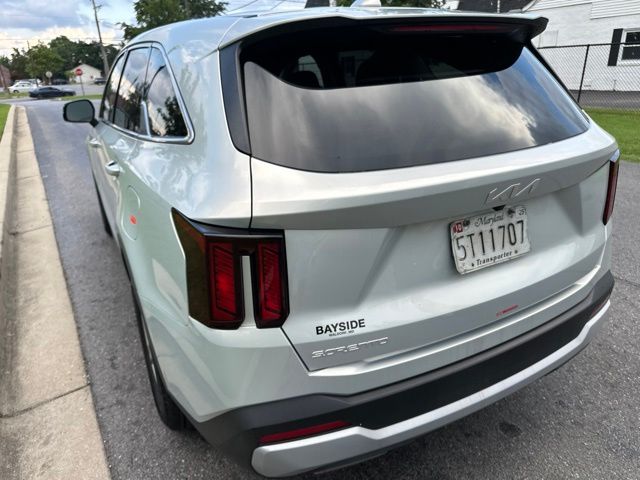 2026 Kia Sorento LX - Photo 14