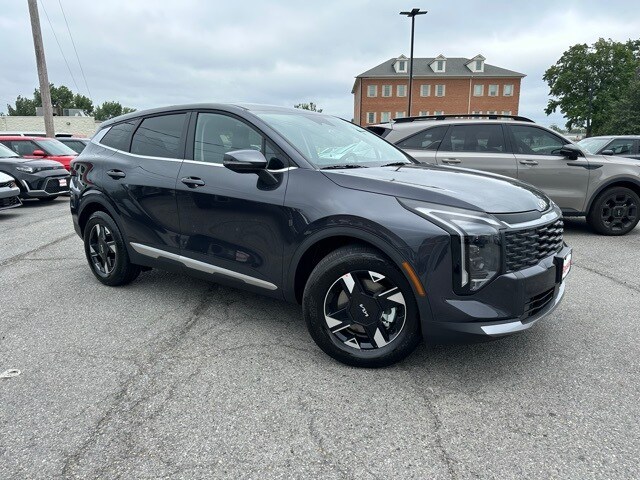 2026 Kia Sportage LX photo 2