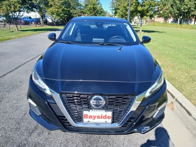2021 Nissan Altima 2.5 SV photo 3