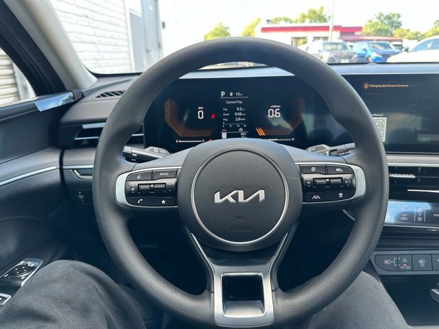 2026 Kia K5 LXS - Photo 27