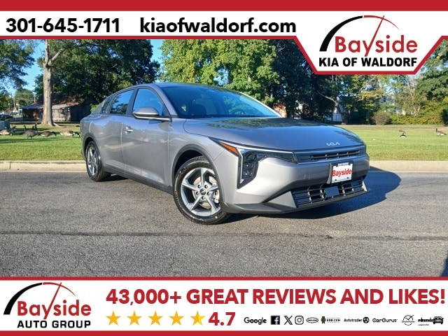 2025 Kia K4 LXS's photo
