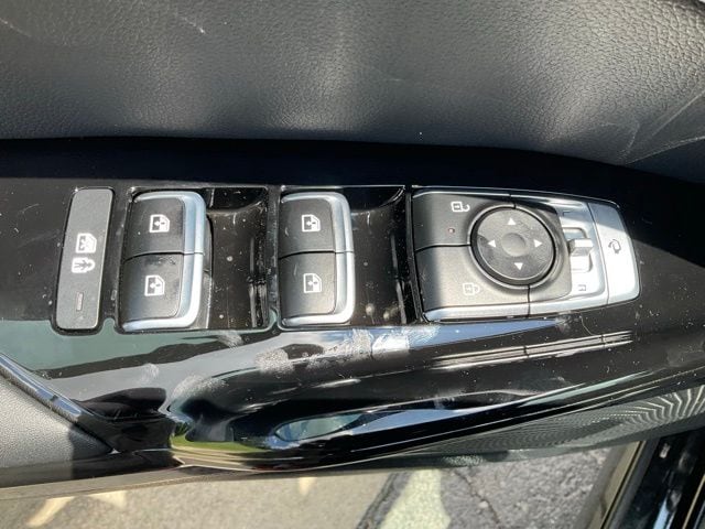 2025 Kia K5 EX - Photo 24