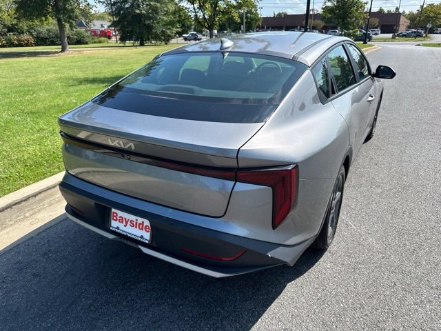 2025 Kia K4 LXS - Photo 19