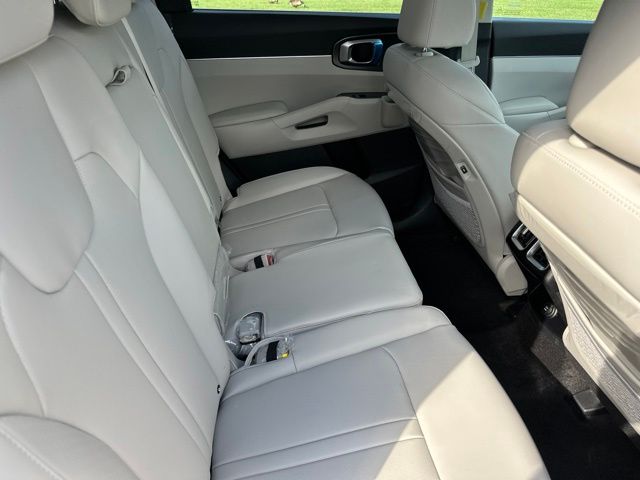 2026 Kia Sorento EX Hybrid - Photo 14