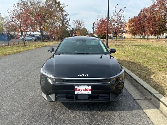 2025 Kia K4 LXS photo 3