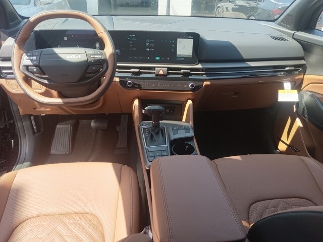 2026 Kia Sportage X-Line photo 3