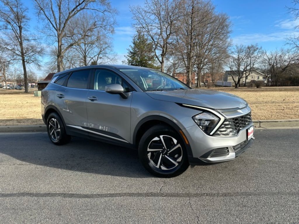 Certified 2023 Kia Sportage Hybrid LX SUV