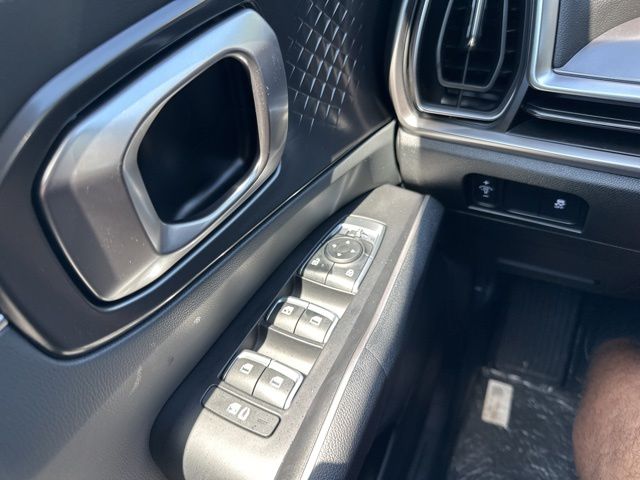 2026 Kia Sorento LX - Photo 44