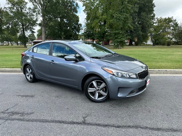 2018 Kia Forte S photo 2