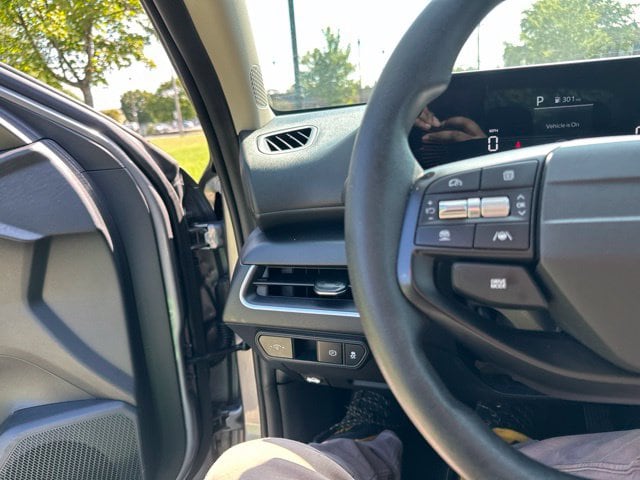 2025 Kia K4 LXS - Photo 39