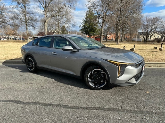 2025 Kia K4 EX's photo