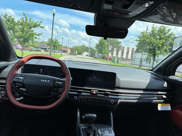 2026 Kia Sportage photo 3